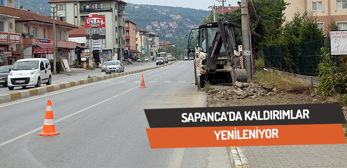 Sapanca'da kaldırımlar yenileniyor